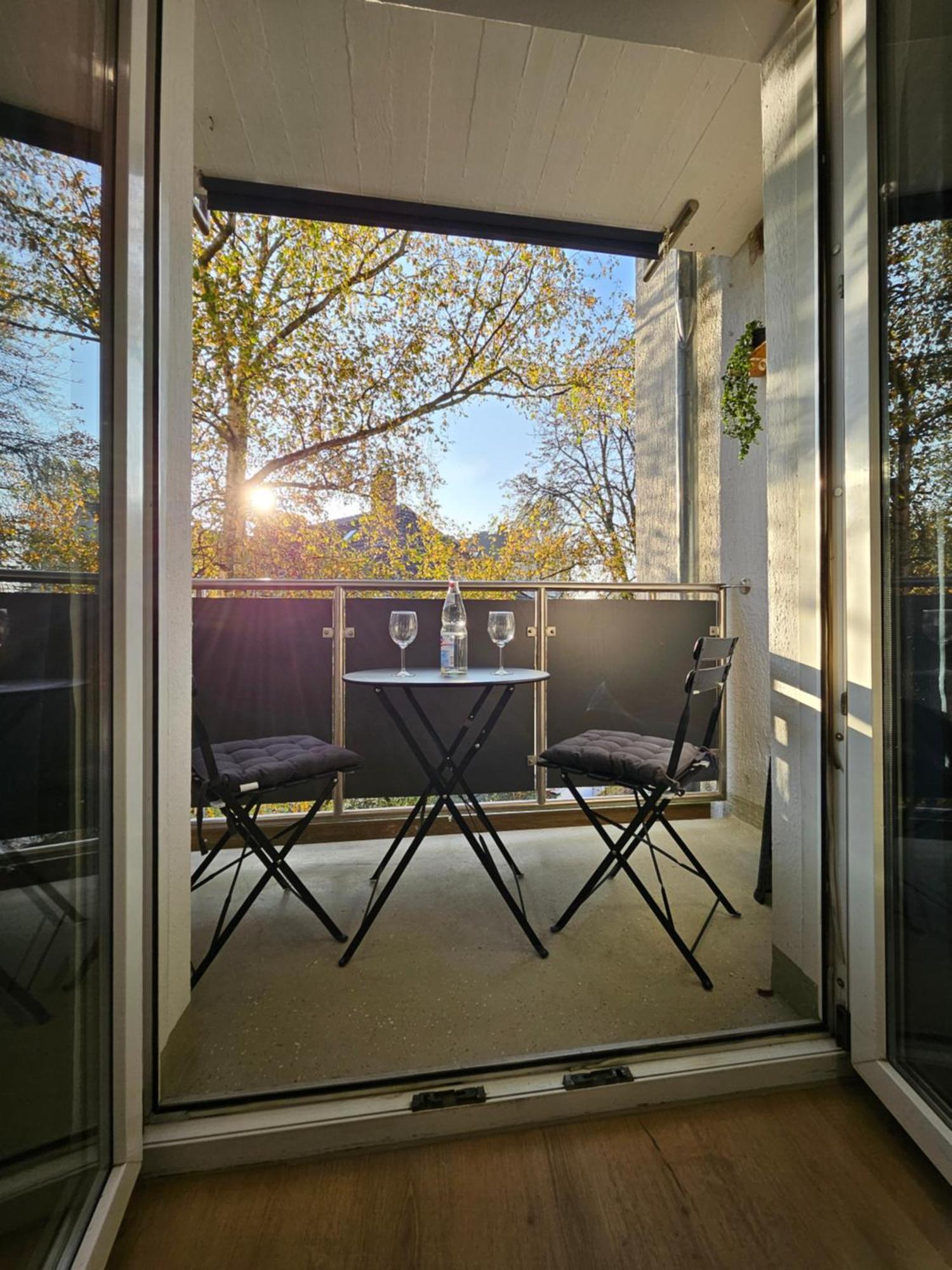 Modern Homes - Voll Ausgestatte Wohnung - Balkon - Hotelbetten - 4K Tv - Wlan Moers Exterior foto